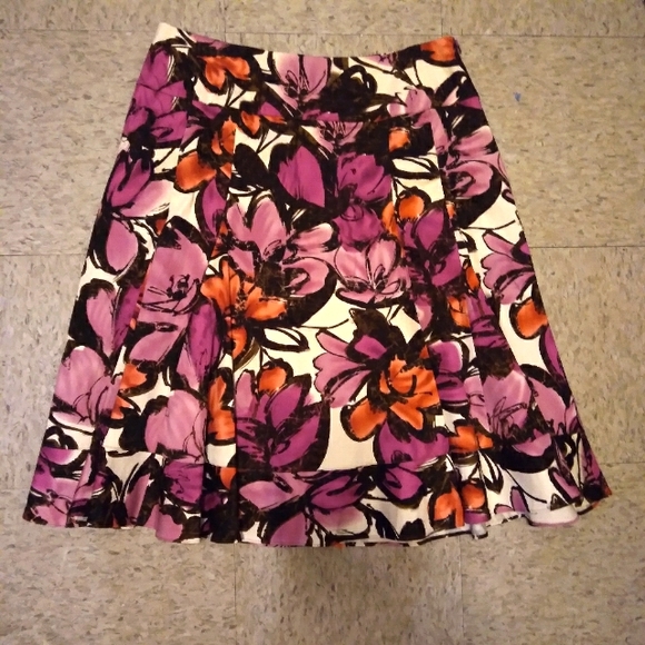 Sunny Taylor Floral Panel A-Line Skirt, Size: 12. - Picture 1 of 10